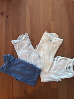 Sinsay zip-up bodysuits like new, pack of 4 in various colors 80 cm