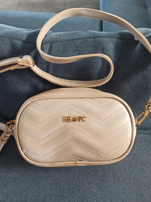 Beverley Hills Polo Club waist and crossbody bag like new, beige