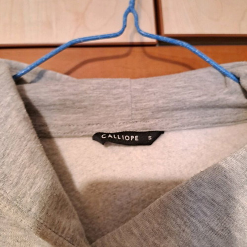Calliope cropped sweatshirt like new, gray, size S