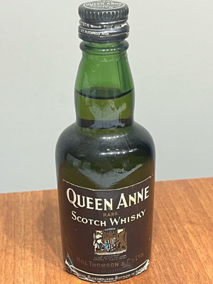 Μινιατούρα ουίσκι Queen Anne vintage καινούργια, σφραγισμένη