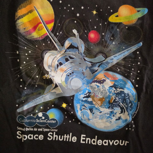 California Sciencenter T-shirt size 10/12 new, glows in the dark