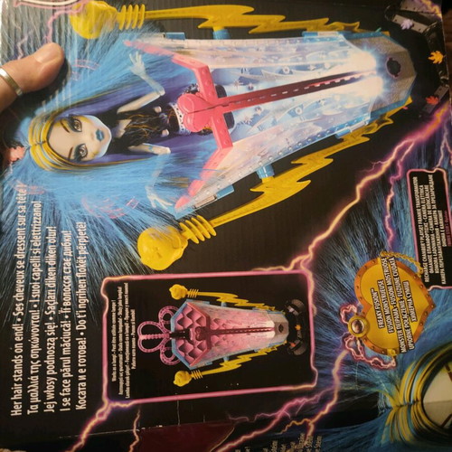 Monster High Frankie Back to Life doll with electric chamber