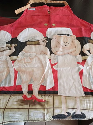 Maxwell Williams kitchen apron like new