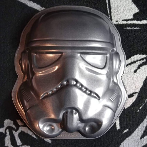 Authentic Stormtrooper Nonstick Baking Pan like new