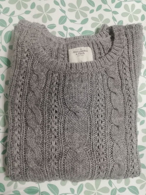 Abercrombie & Fitch sweater used, grey, knitted pattern