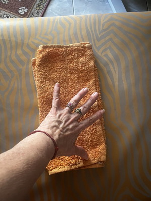 Small hand towel like new, orange