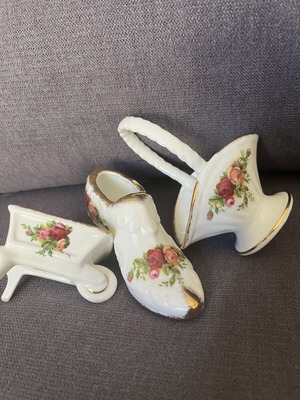 Royal Albert decorative items used, all together