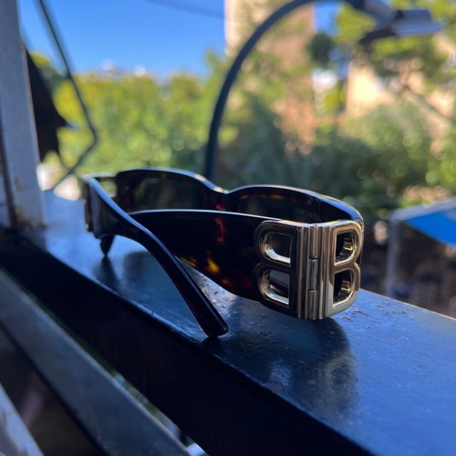 Balenciaga Limited Edition sunglasses like new with animal print