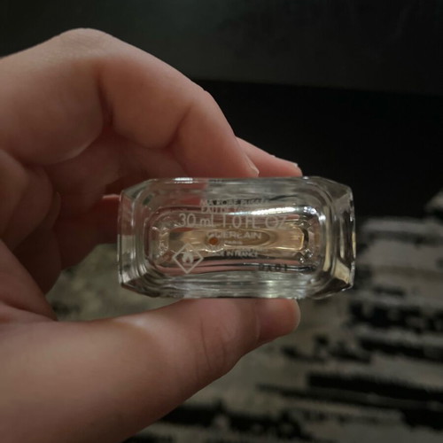 Guerlain La Petite Robe Noire Velours eau de toilette like new 28 ml