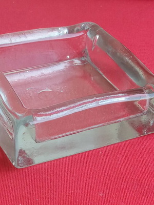 Kosta Boda vintage square crystal bowl with face design by Bertil Vallien