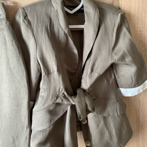 Maxin jacket and skirt set new, size 44