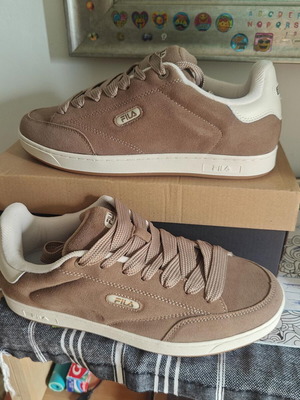 Fila Boldbay athletic shoes new, size 43, brown-white