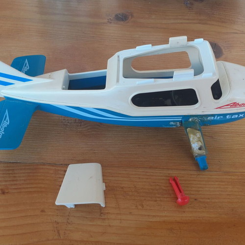 Playmobil air taxi used with broken fuselage
