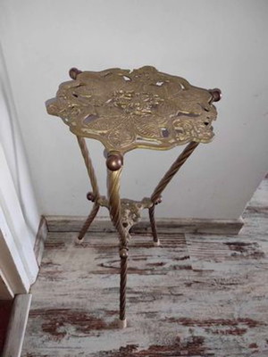 Brass flower stand table like new from Prague