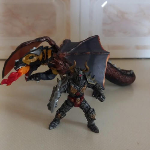 PAPO Collectible Dragon of Darkness Figure with Knight like new