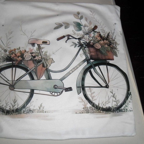 Decorative pillow cover with bicycle design, new, 45x45 cm