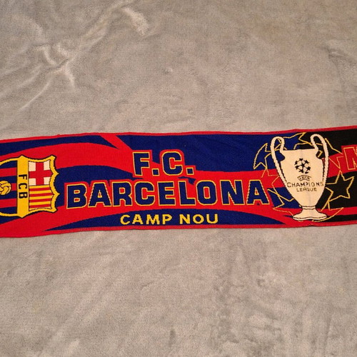Collector's football scarf F.C. Barcelona – Manchester United like new