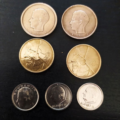 Coins used, pack of 24 pieces from various countries