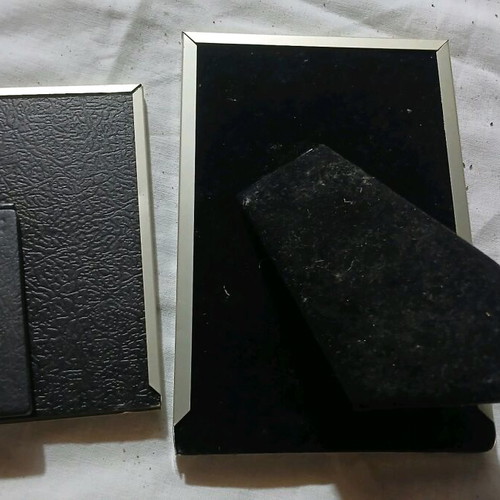 Photo frame set used without damage