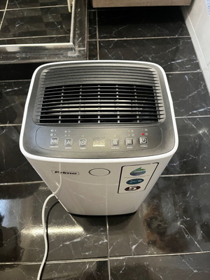 Primo PRDH-45003i dehumidifier with compressor and ionizer 12lt like new