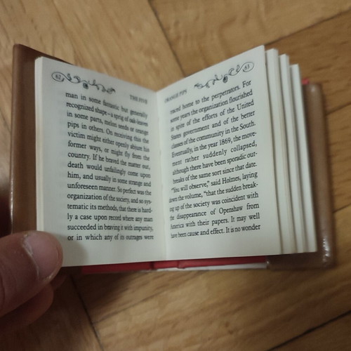 Sherlock Holmes mini book used, 1989, English