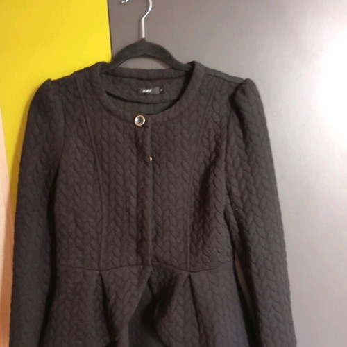 Zuiki women's black jacket size S like new