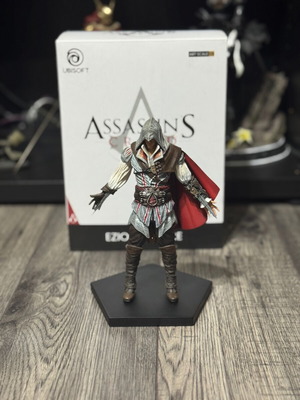 Άγαλμα Ezio Assassin's Creed 1/10 Iron Studios