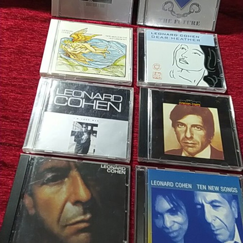 Leonard Cohen 8 CD set like new, pop genre