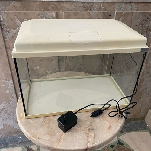 Aquatlantis Aquarium 55 Liters Like New with Filter and Lighting