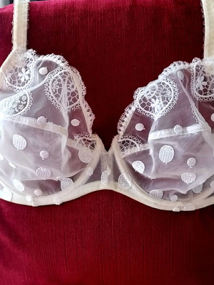 Luna bra like new, size 70A
