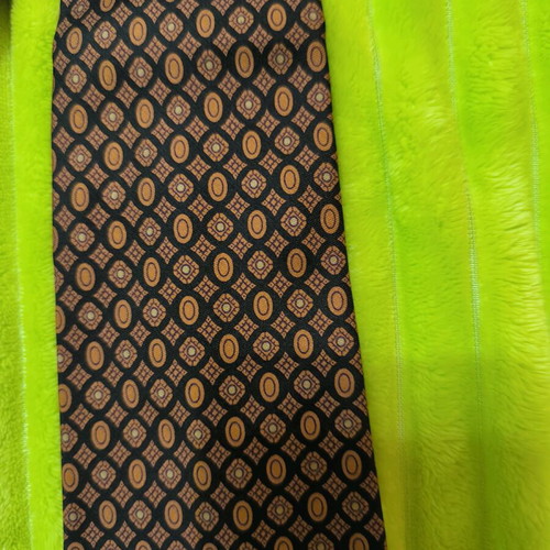 Men's Italian silk tie like new