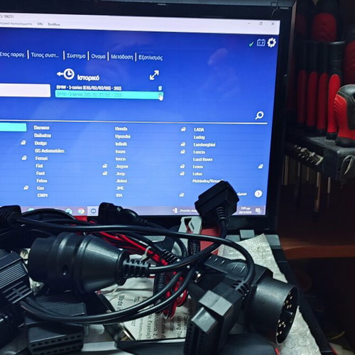 Delphi DS150 OBD with 8 cables and laptop used, truck program