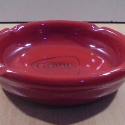 Grant's Scotch Whisky old promotional round ceramic ashtray used