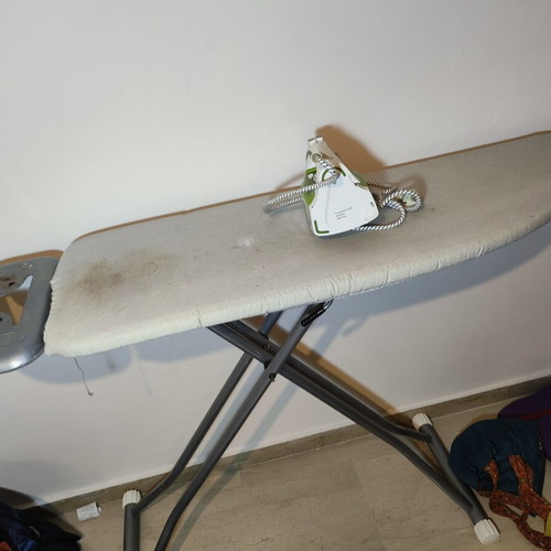 Rohnson R-349 Steam Iron and Ironing Board Set used, 2750W