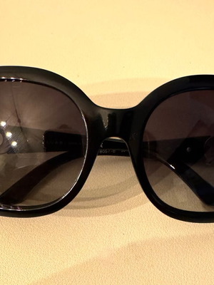 Bvlgari 8057B collectible sunglasses with Swarovski like new, black