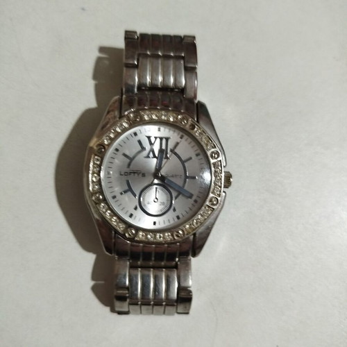 Lofty's women's watch used, needs battery