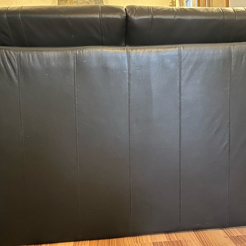 Two-seater sofa made of genuine leather like new