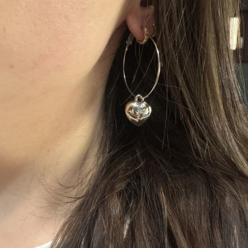 Hoop earrings with hearts silver like new