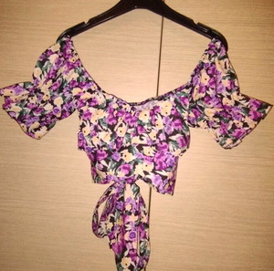 crop top floral