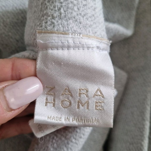 Zara Home double-sided quilt 270×280cm like new, machine washable