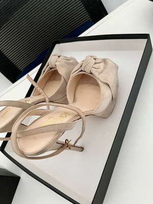 Γυναικεία πέδιλα Feng Shoe νούμερο 38, σαν καινούργιο, μπεζ καστόρι