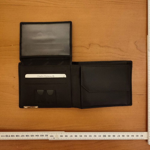 Charles Dickens wallet new, black