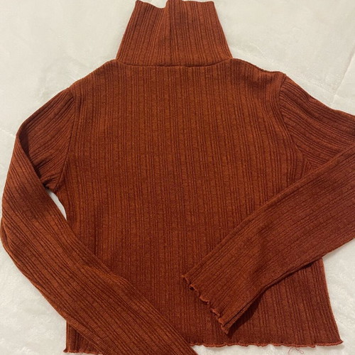 Bershka turtleneck brick red used, light knit, comfortable casual