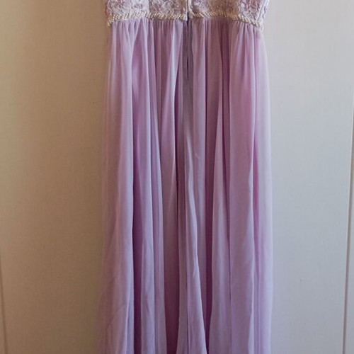 Wedding dress used lilac size 46 with lace and beads