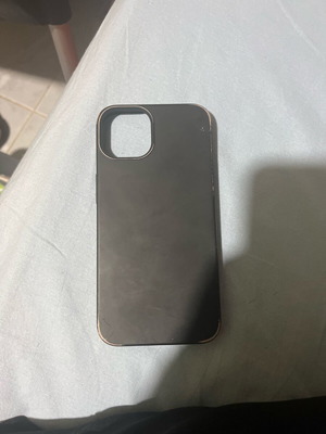 iPhone 13 case used, very good condition