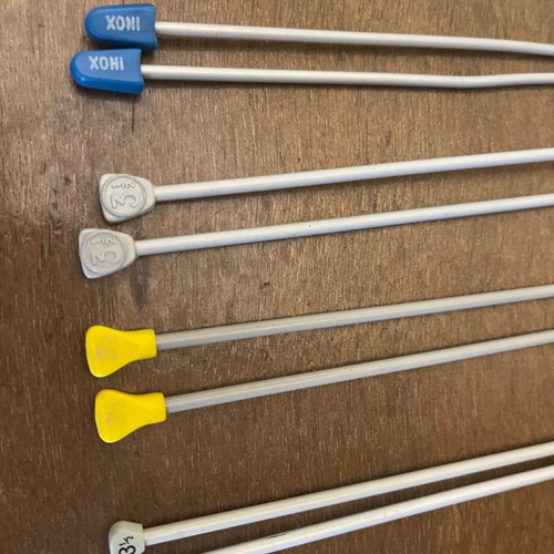 Vintage knitting needles used, set
