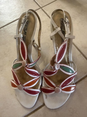 Debora Almeida white summer sandals size 39 used