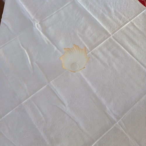 Handmade White Tablecloth with Damask Jacquard Patterns 135x162 cm like new