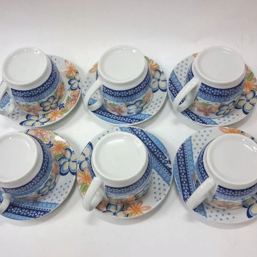 Vintage porcelain coffee cups with saucers set of 6 new