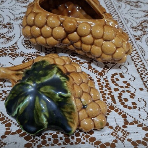 Vintage ceramic fondue pot grape shape like new